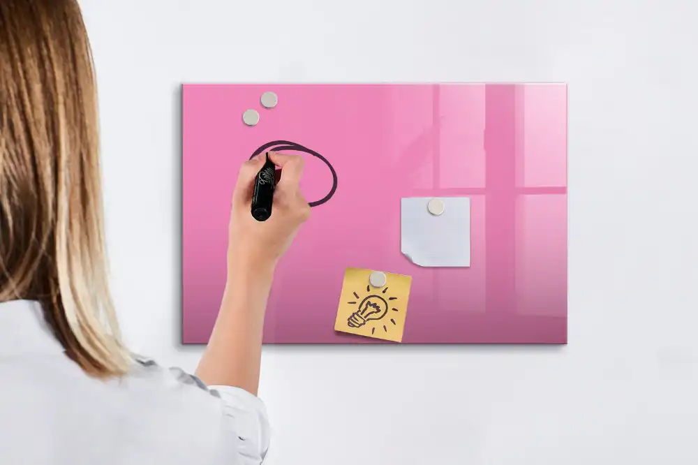 Tablă magnetică pentru marker de culoare roz