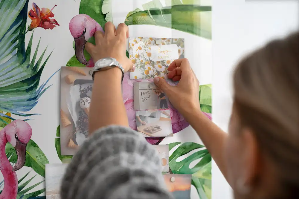 Tablă magnetică de perete cu design artistic flamingo