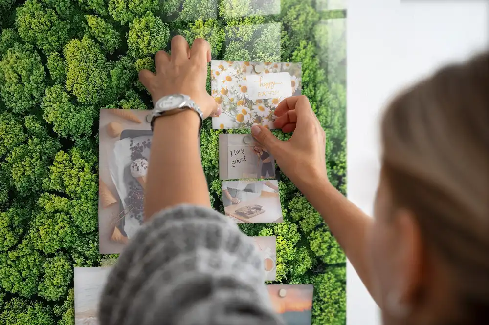 Tablă magnetică de perete cu model copaci de pădure