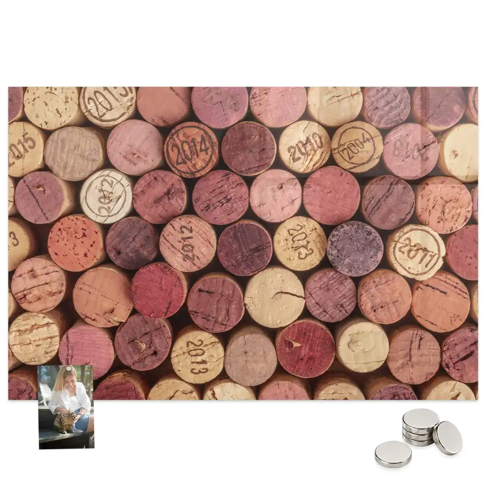 Tablă magnetică pentru capace de vin