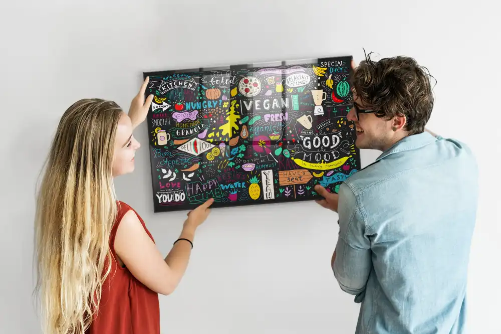 Tablă magnetică cu model de abstracție tipografică