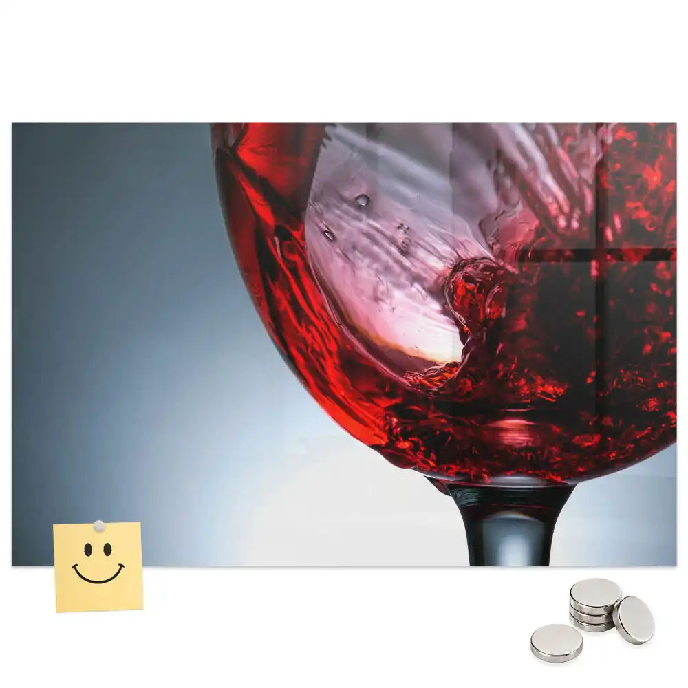 Tablă magnetică în formă de pahar de vin