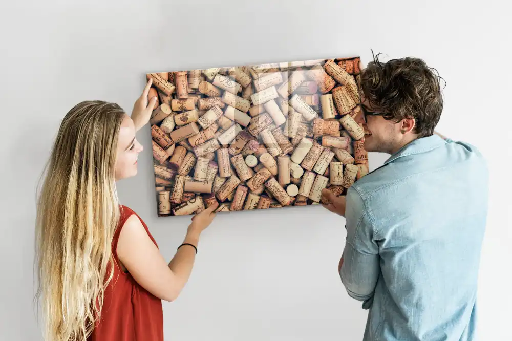 Tablă magnetică din sticlă pentru dopuri de sticle