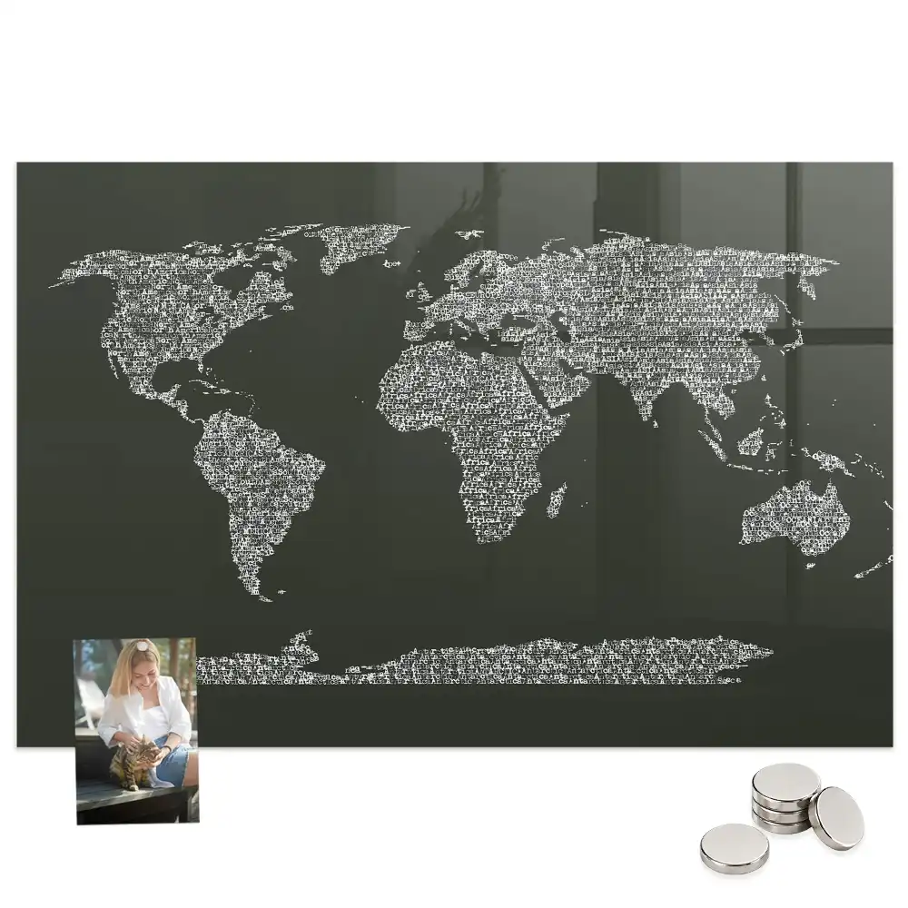 Tablă magnetică cu harta geografică a lumii