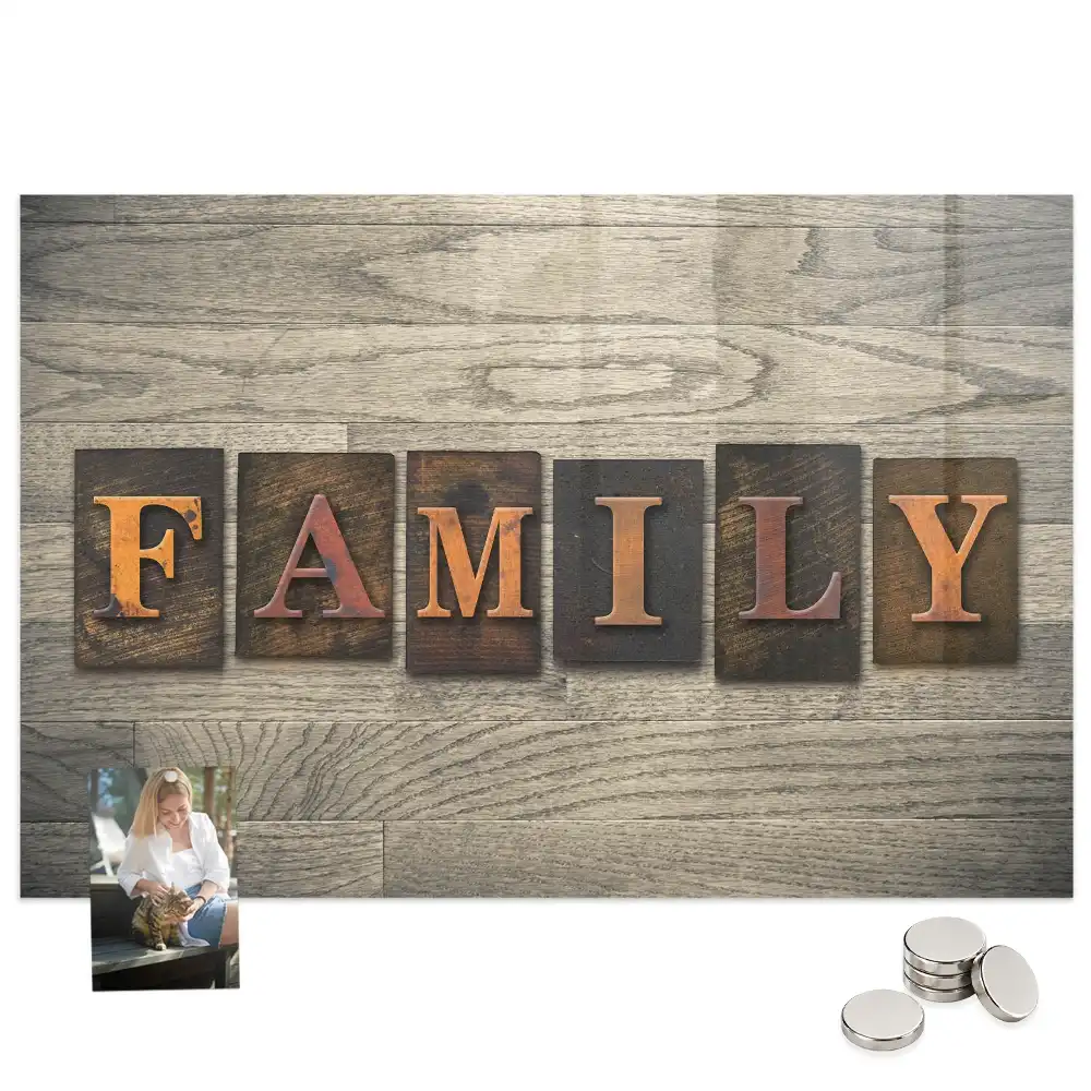 Tablă magnetică din sticlă cu inscripția Family