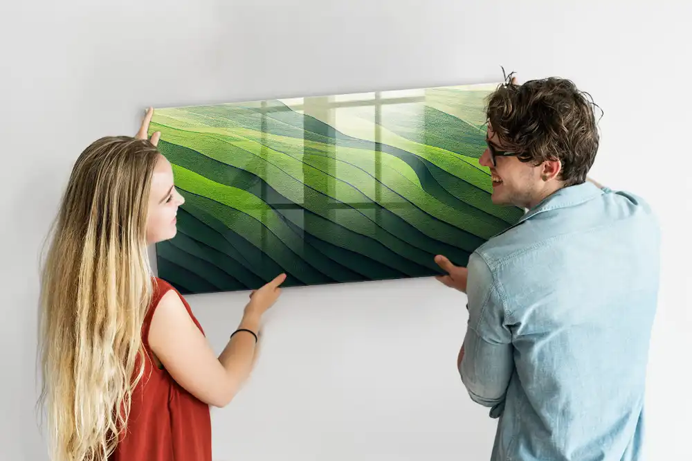 Tablă magnetică cu model abstract reprezentând câmpuri verzi