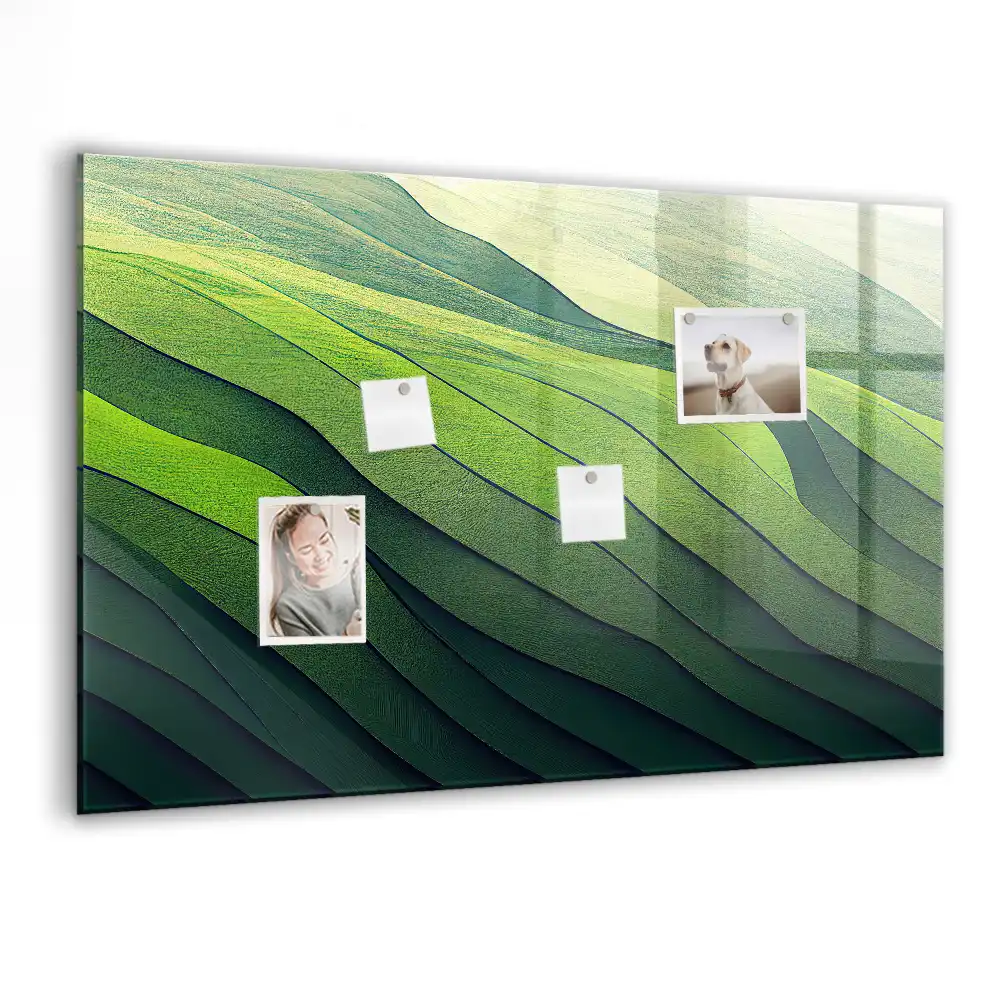 Tablă magnetică cu model abstract reprezentând câmpuri verzi