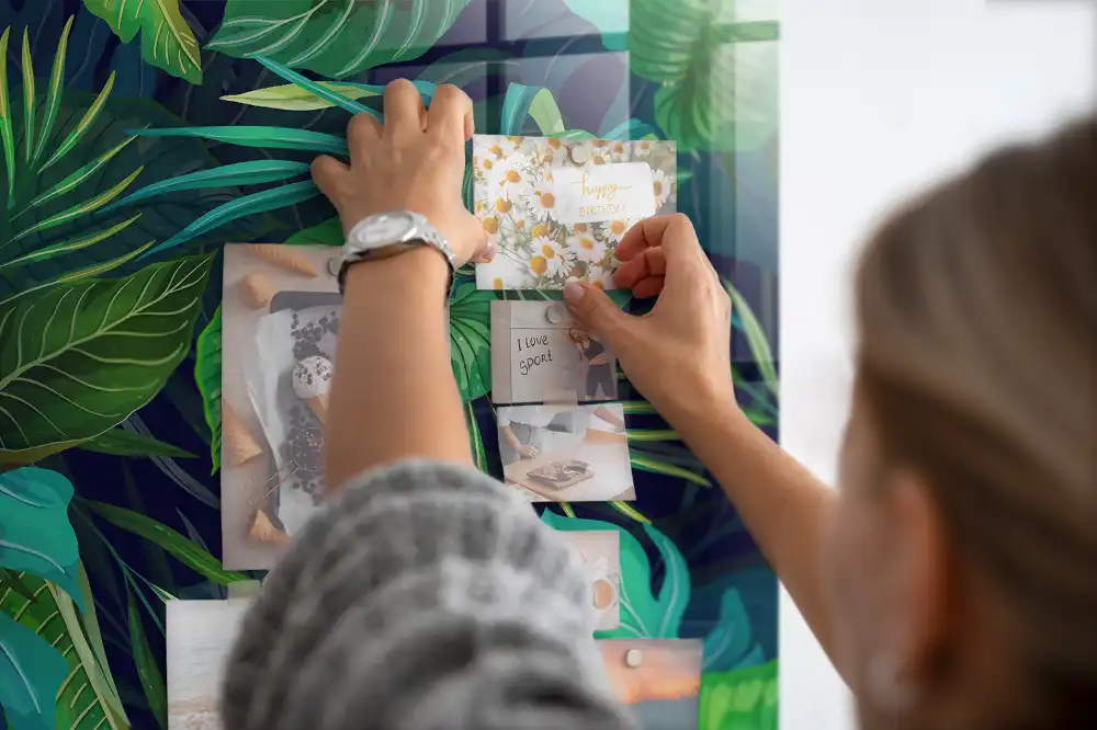 Tablă magnetică cu model de floră tropicală