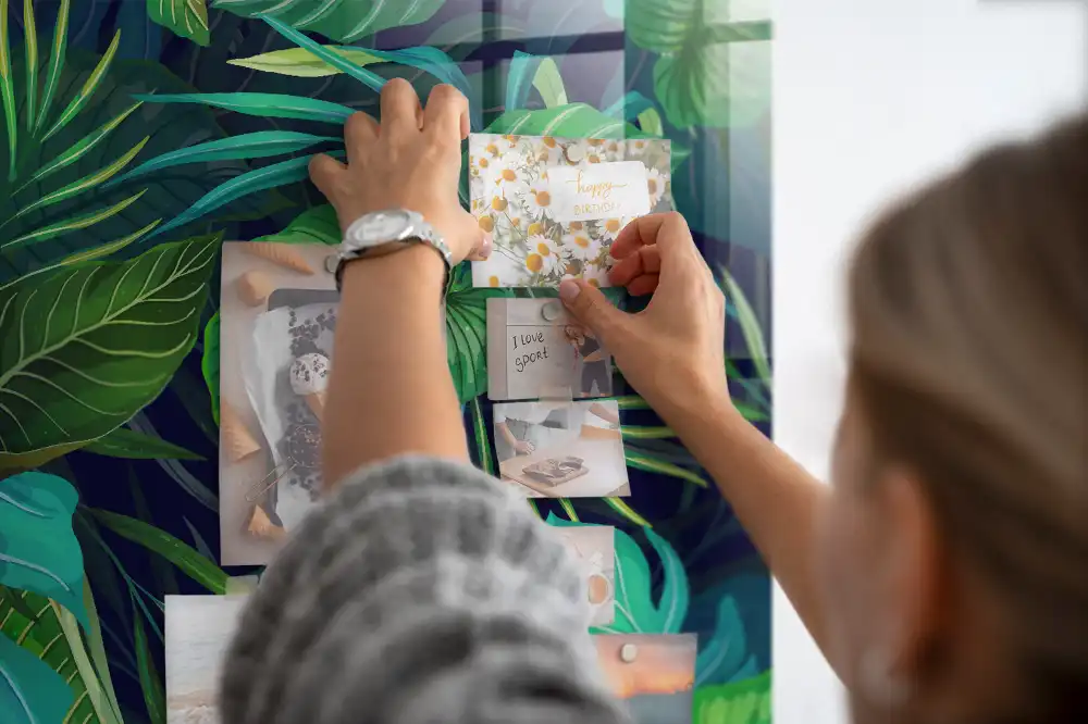 Tablă magnetică cu model de floră tropicală