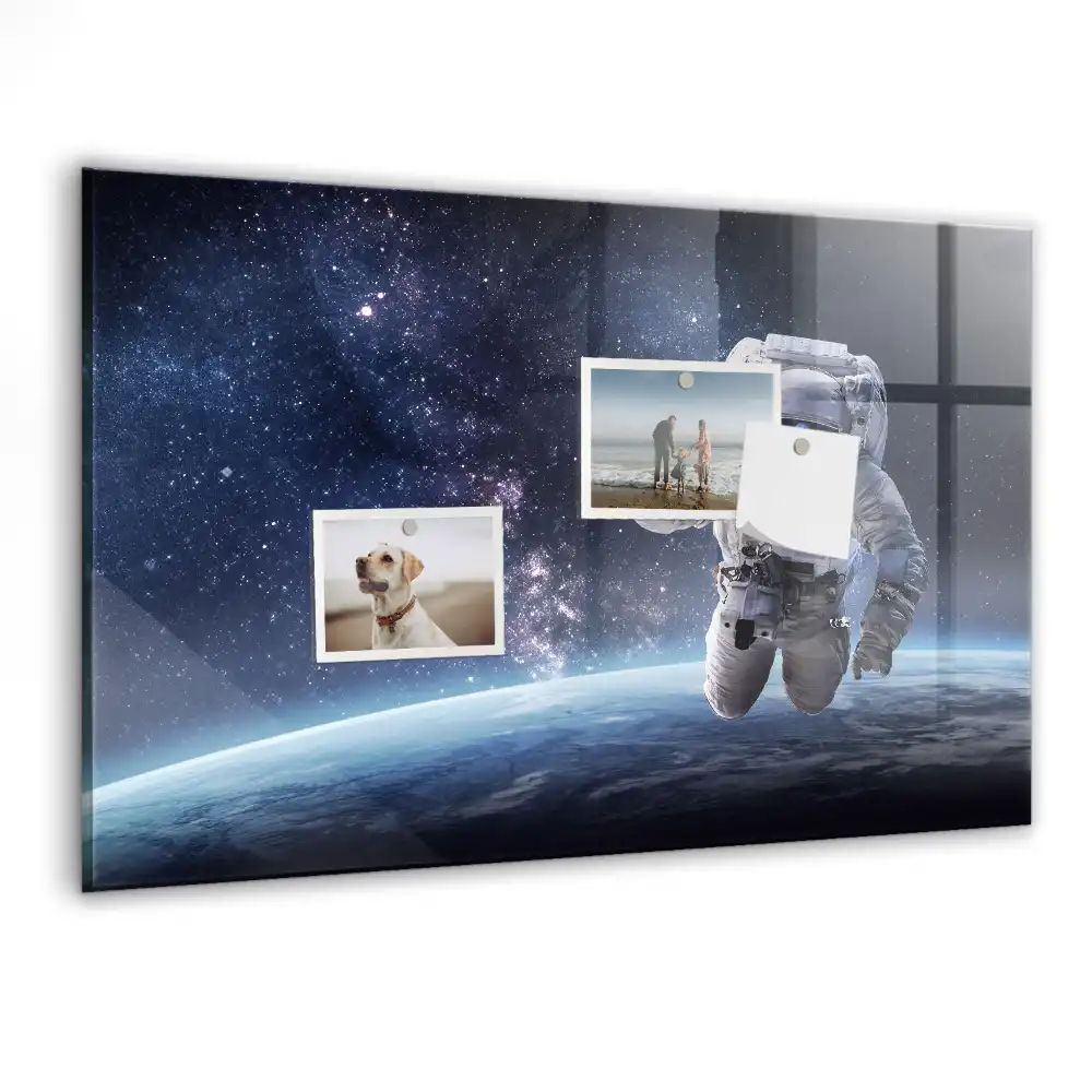 Tablă magnetică cu tematică astronaut